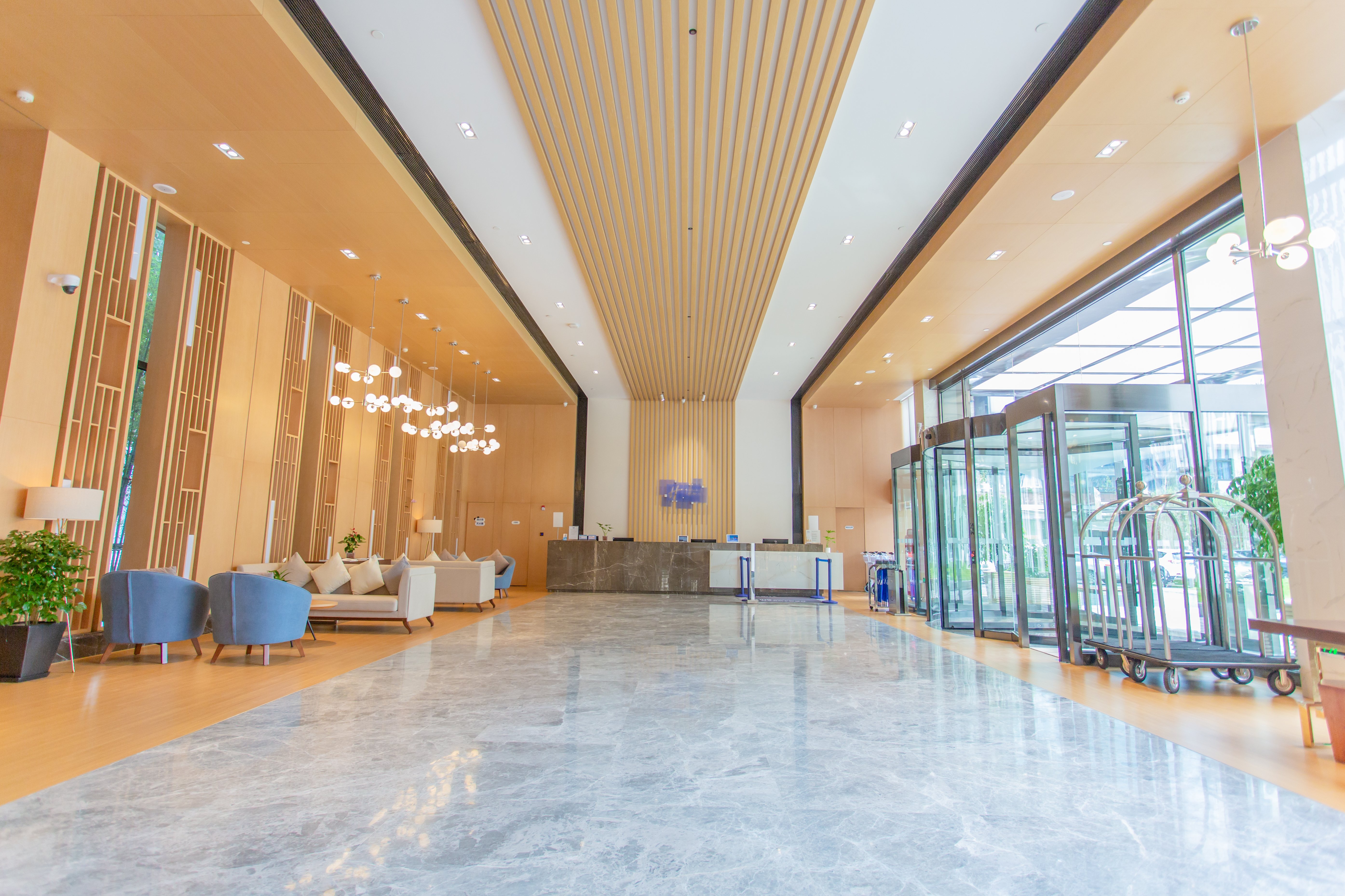 holiday inn express yaan city center an ihg hotel