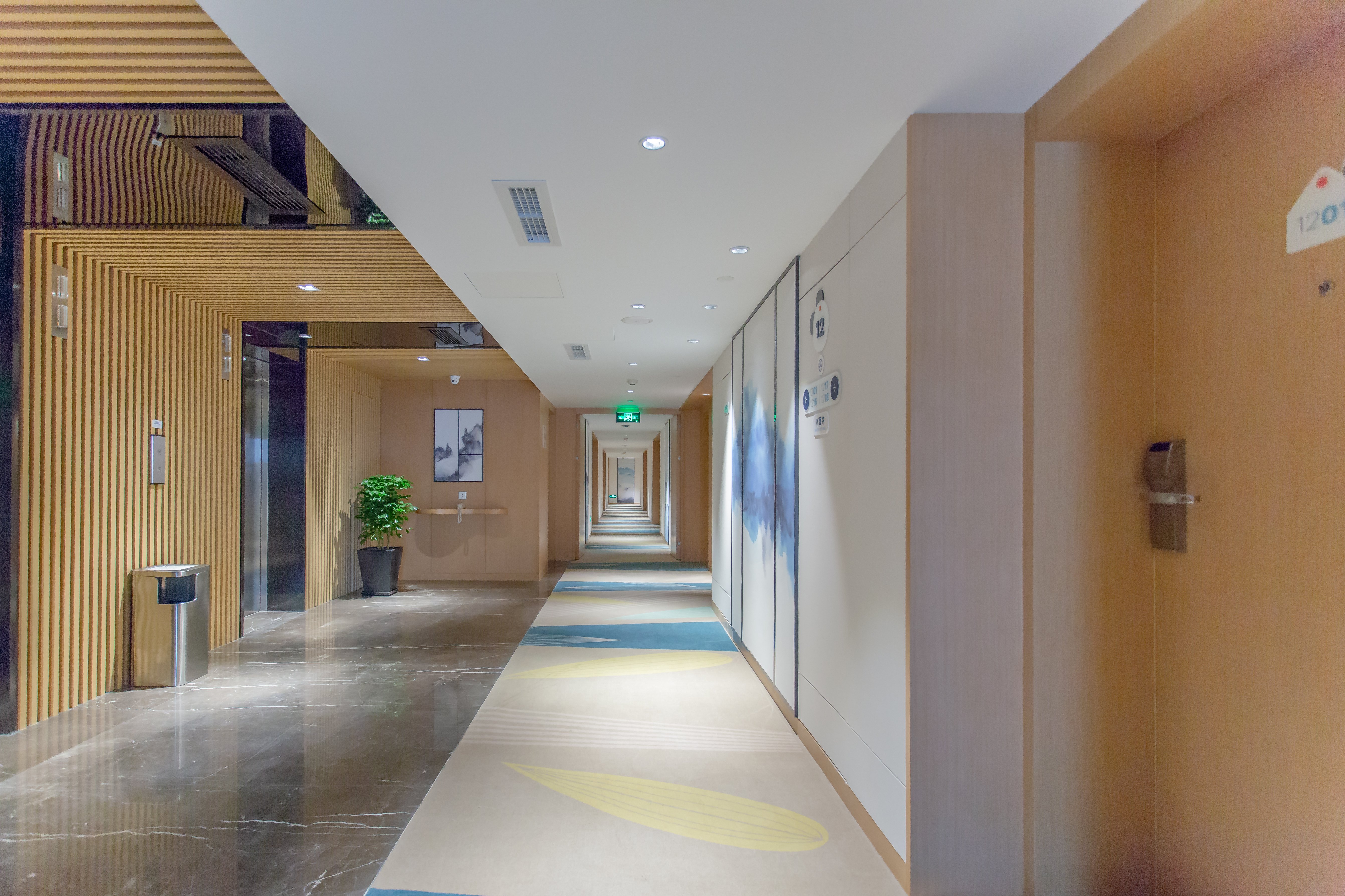holiday inn express yaan city center an ihg hotel