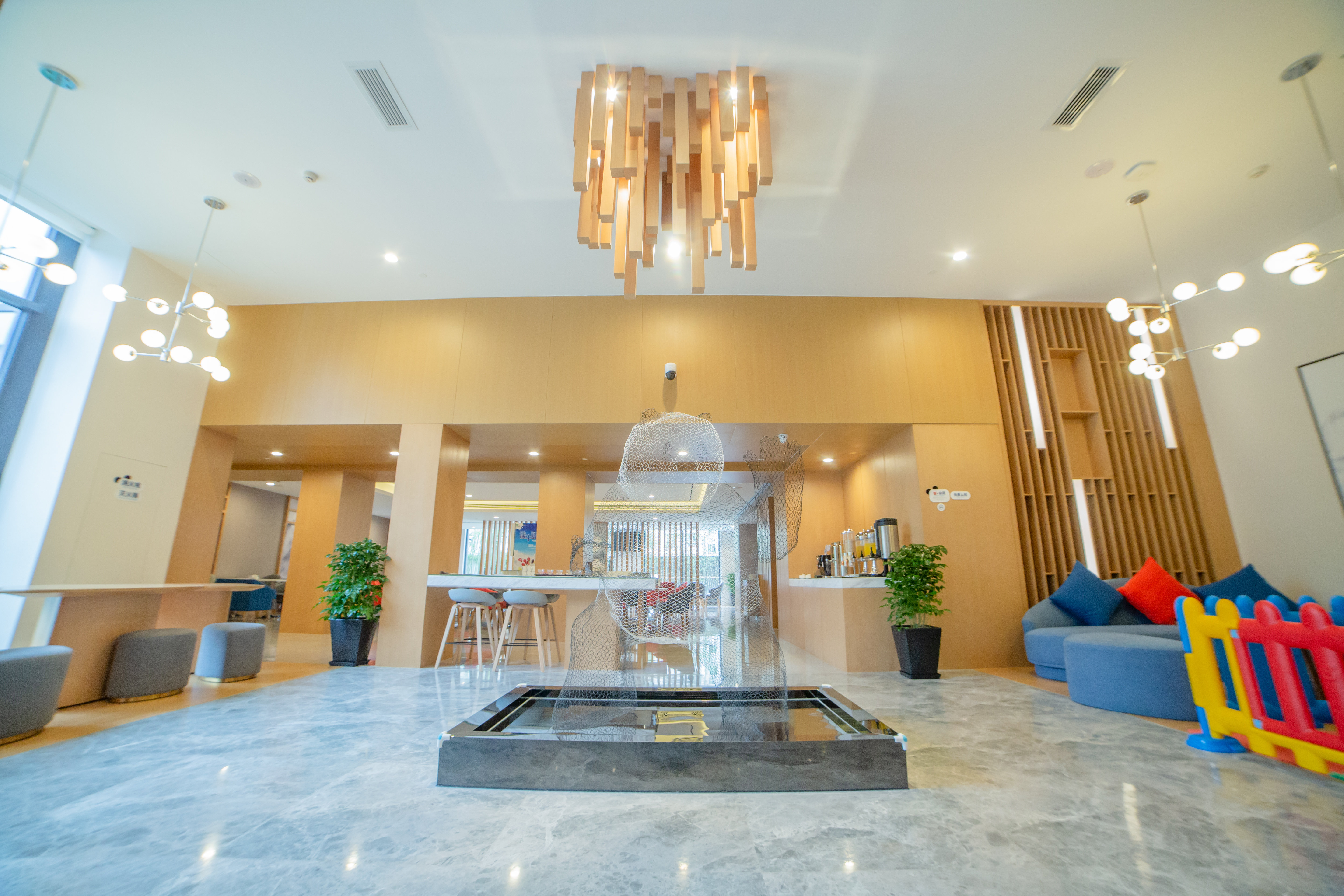 holiday inn express yaan city center an ihg hotel