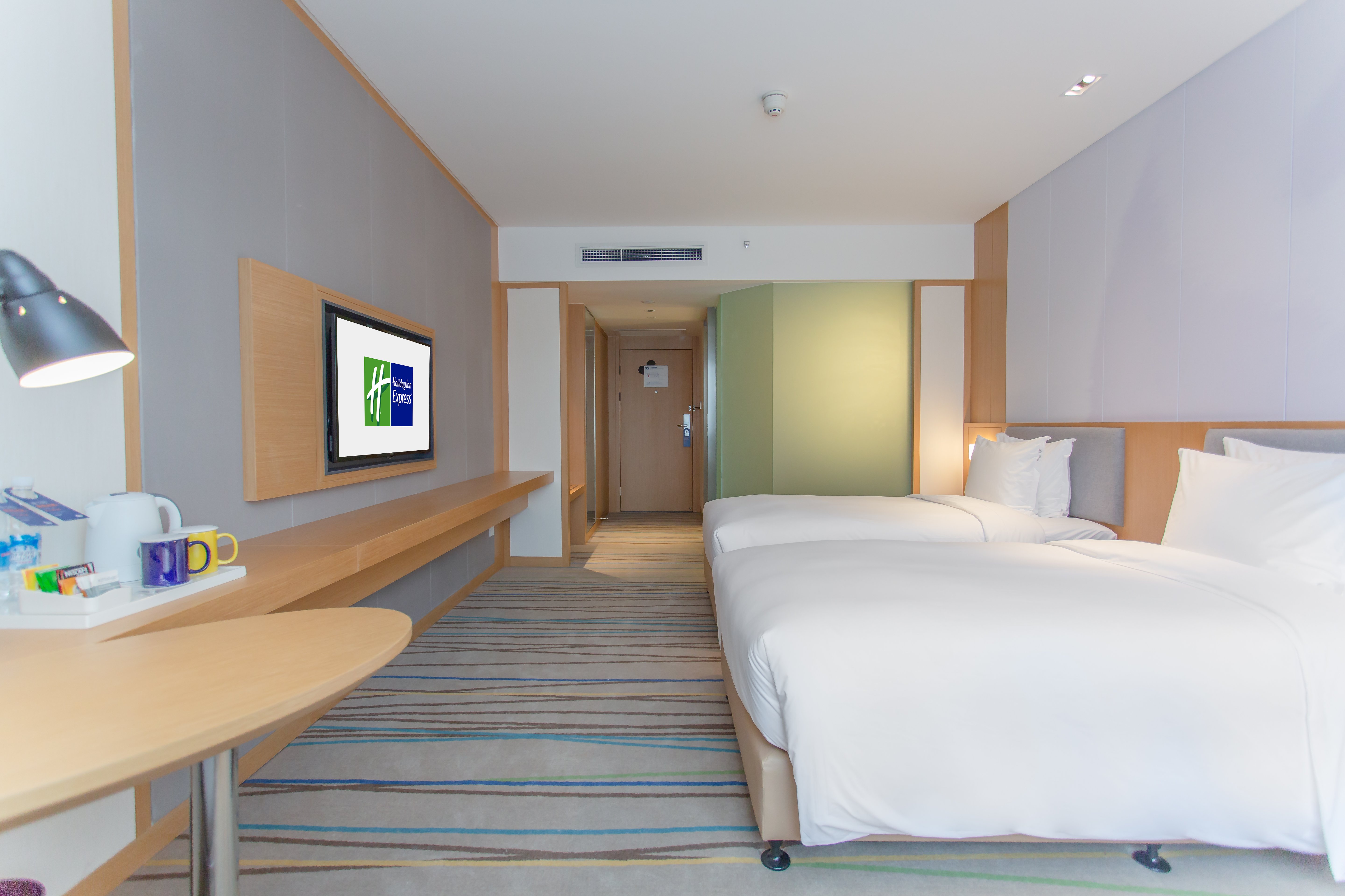holiday inn express yaan city center an ihg hotel