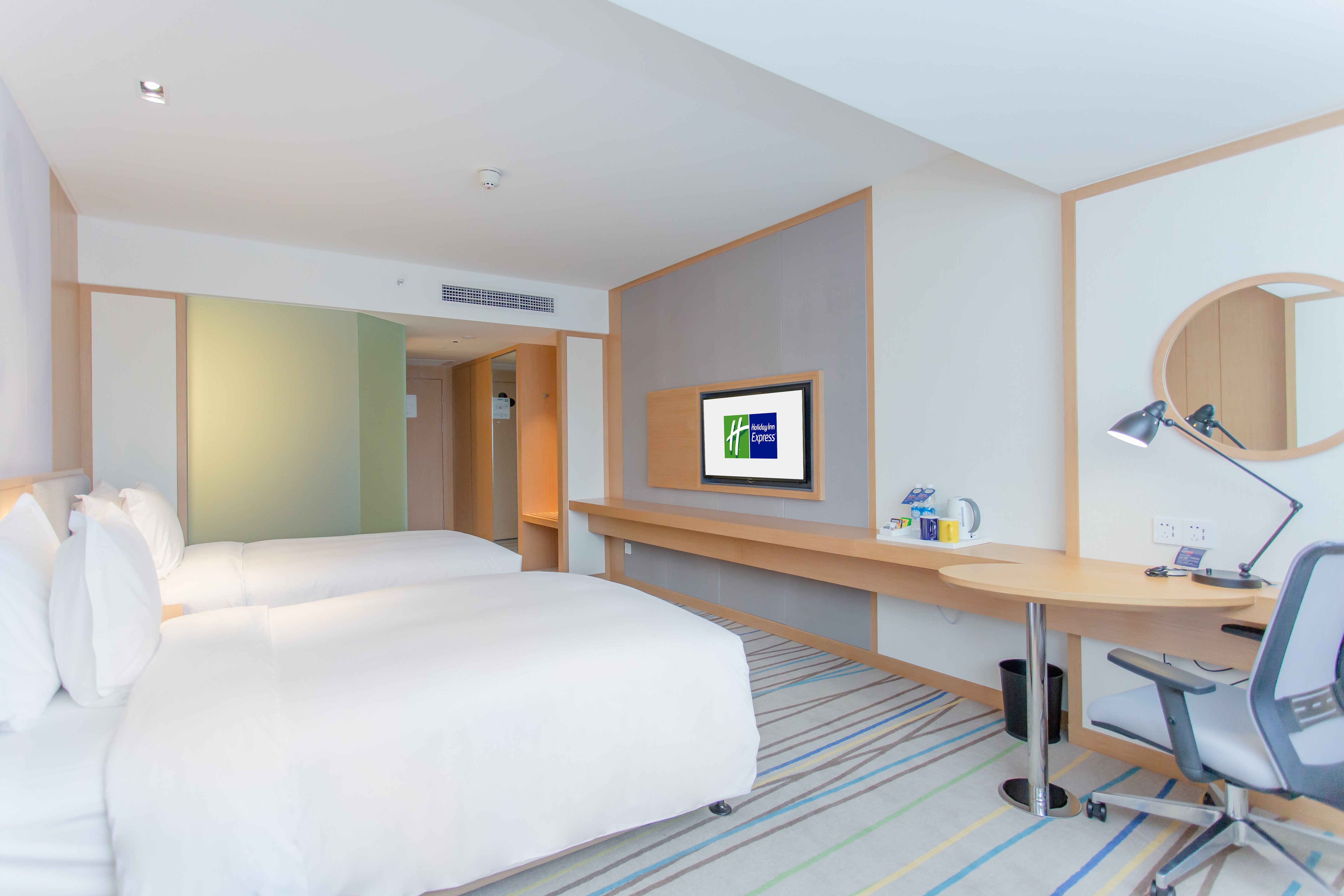 holiday inn express yaan city center an ihg hotel