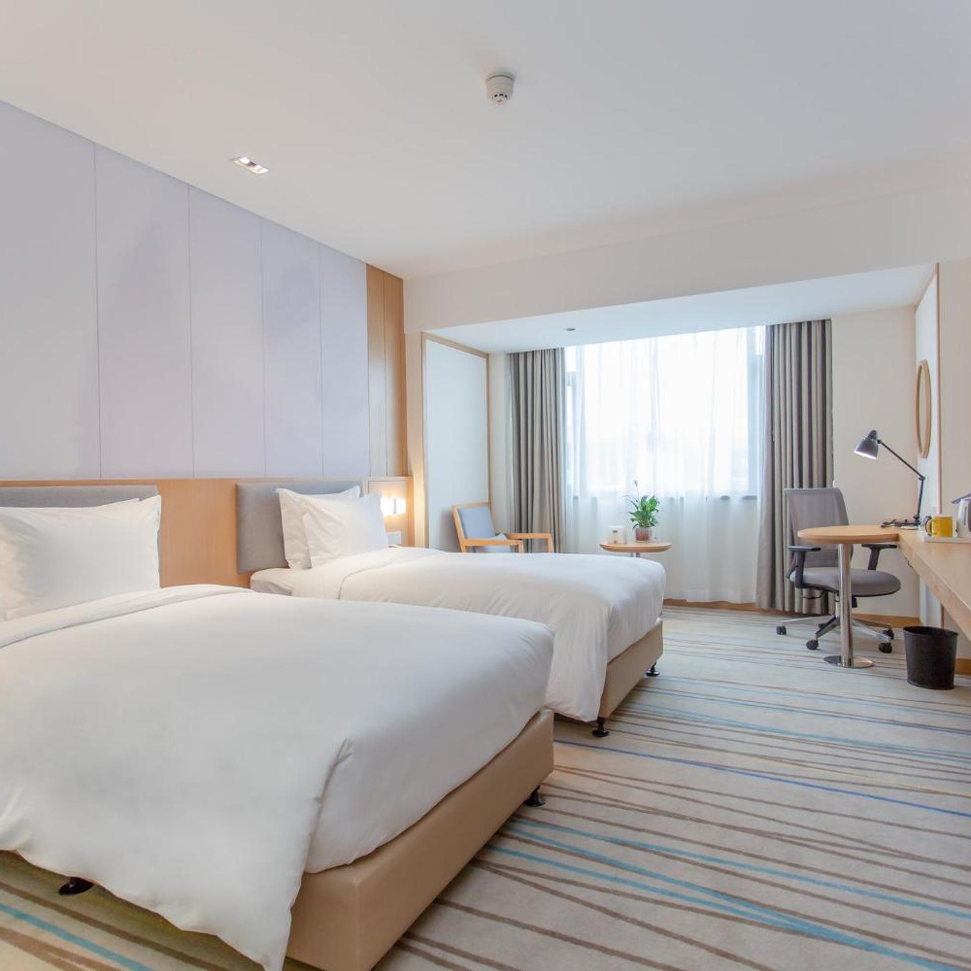 holiday inn express yaan city center an ihg hotel