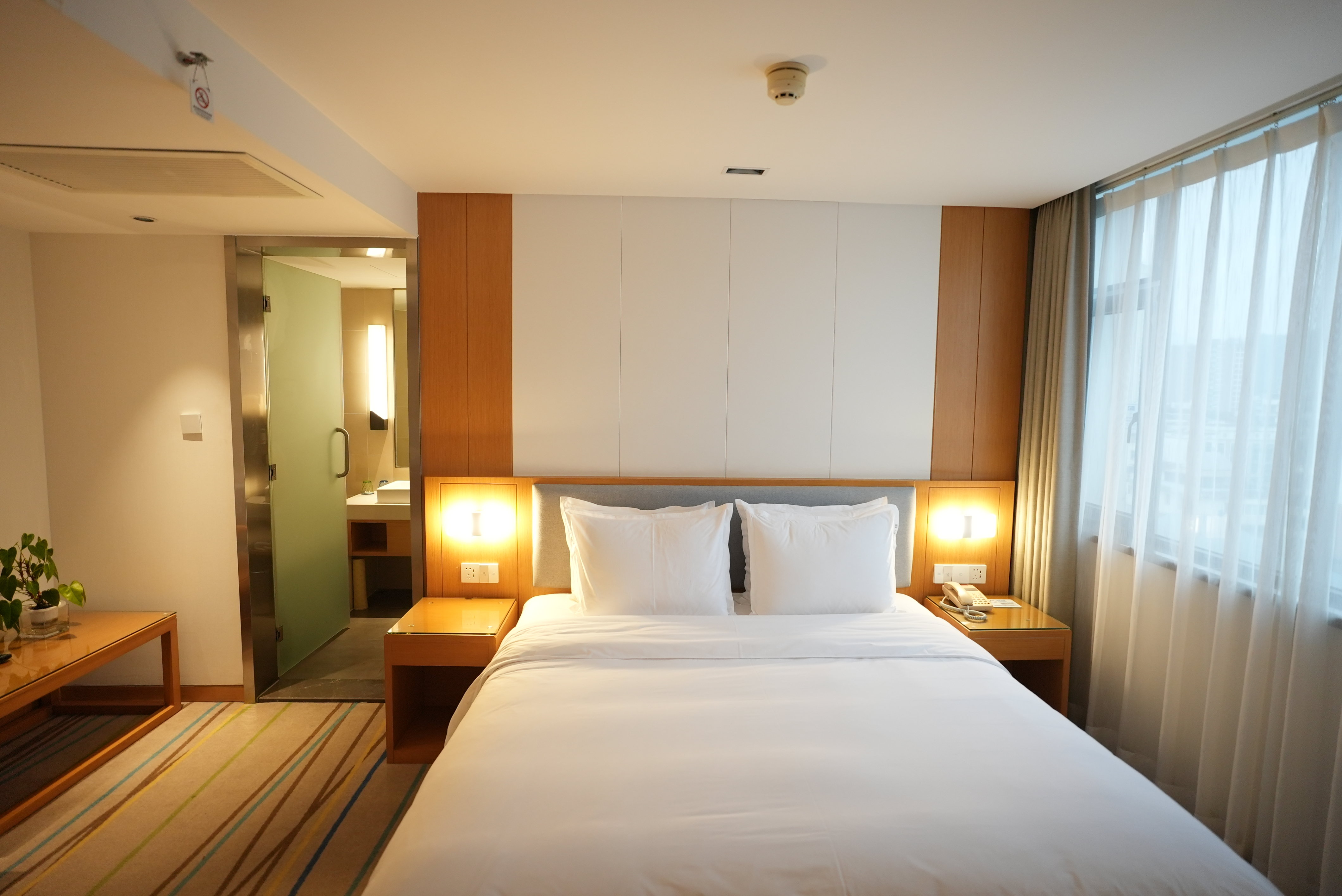 holiday inn express yaan city center an ihg hotel