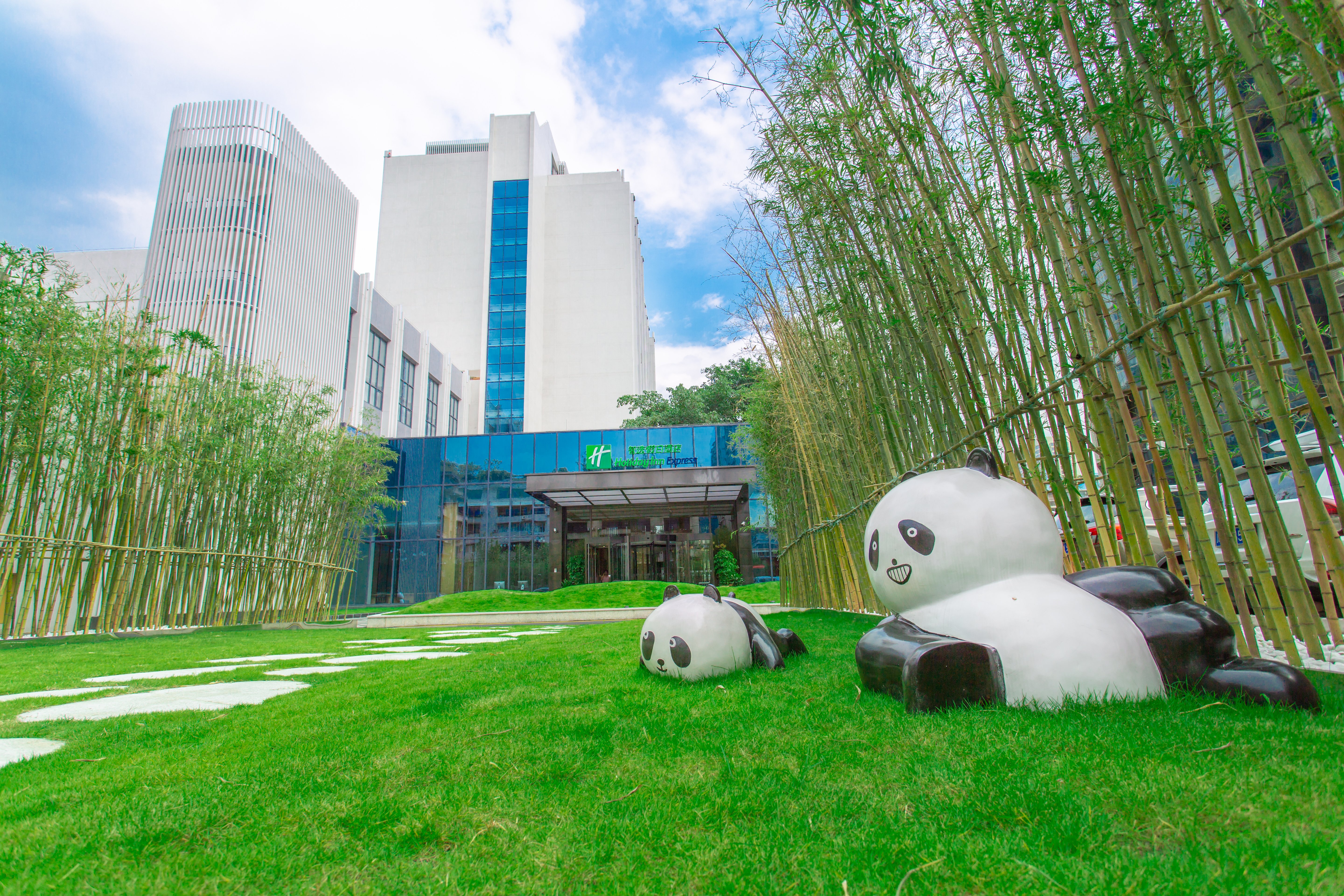 holiday inn express yaan city center an ihg hotel