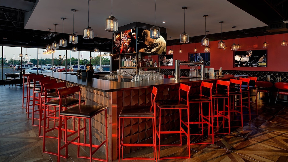 holiday inn chicago mall area mdw arpt s