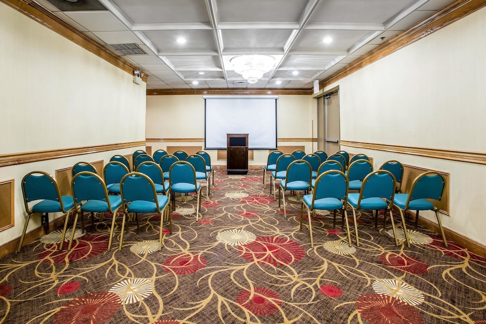 holiday inn chicago mall area mdw arpt s