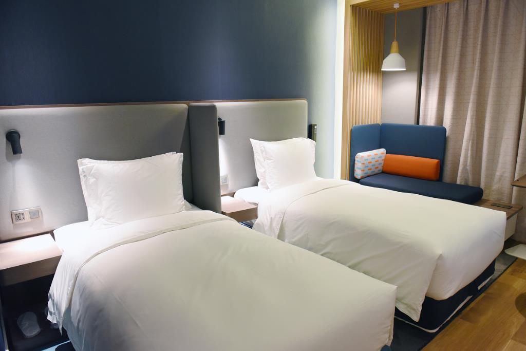 holiday inn express suzhou zhouzhuang ancient town an ihg hotel