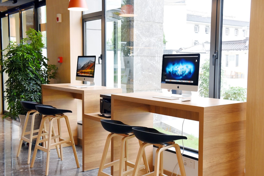 holiday inn express suzhou zhouzhuang ancient town an ihg hotel