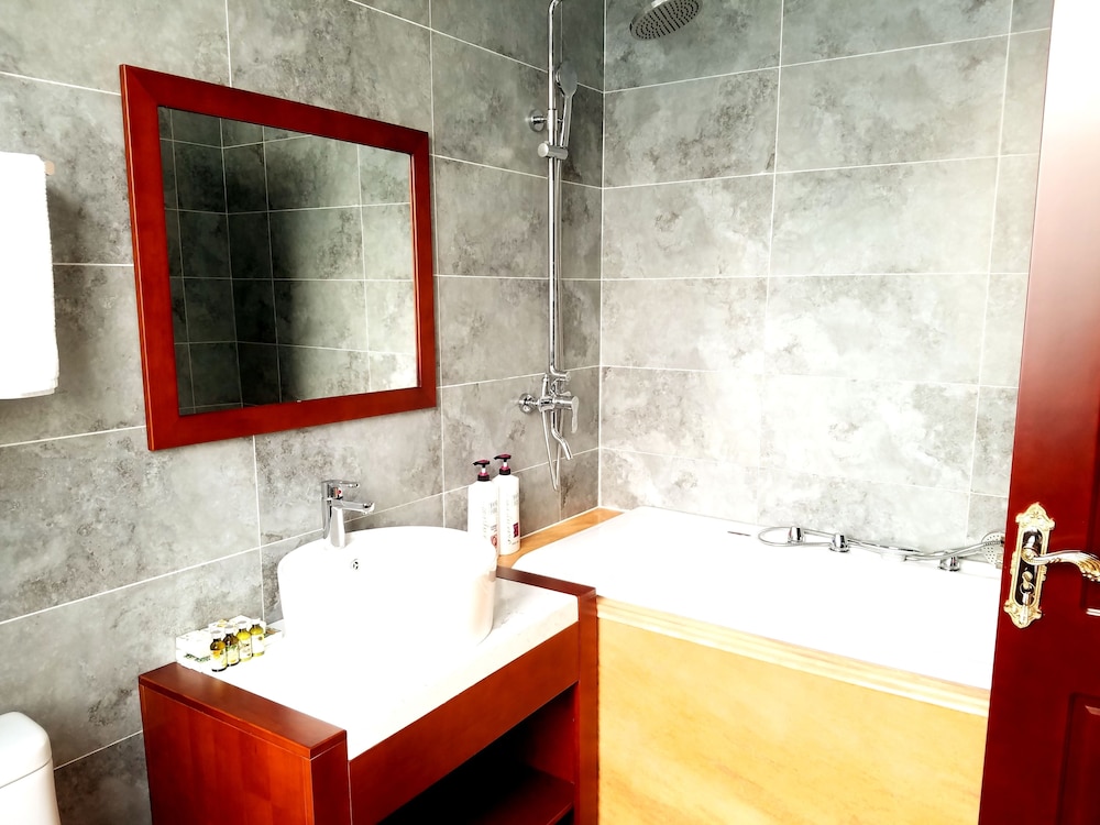 the brigh eco hotel yantai