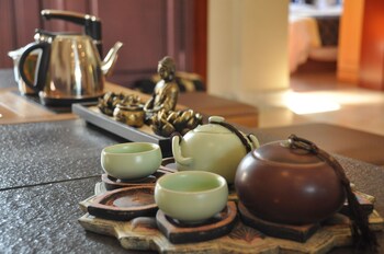 the brigh eco hotel yantai