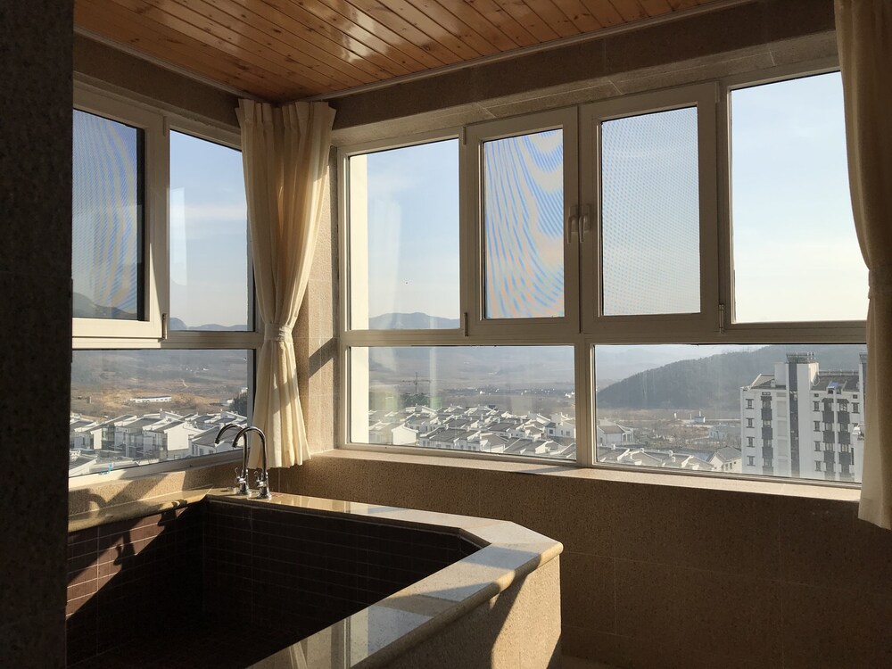 the brigh eco hotel yantai
