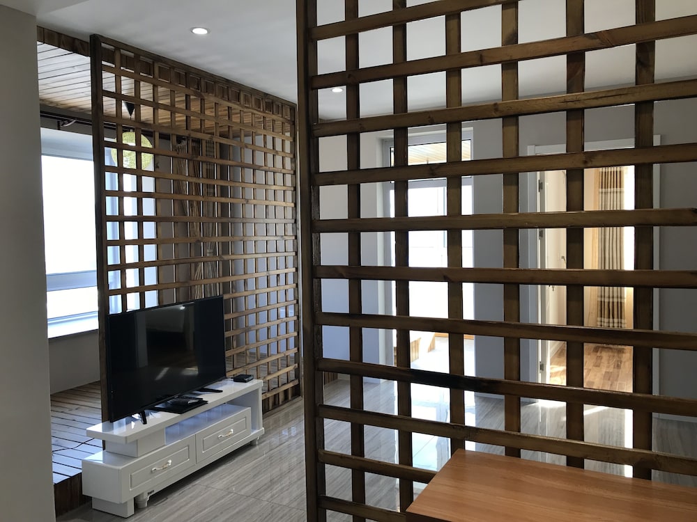 the brigh eco hotel yantai