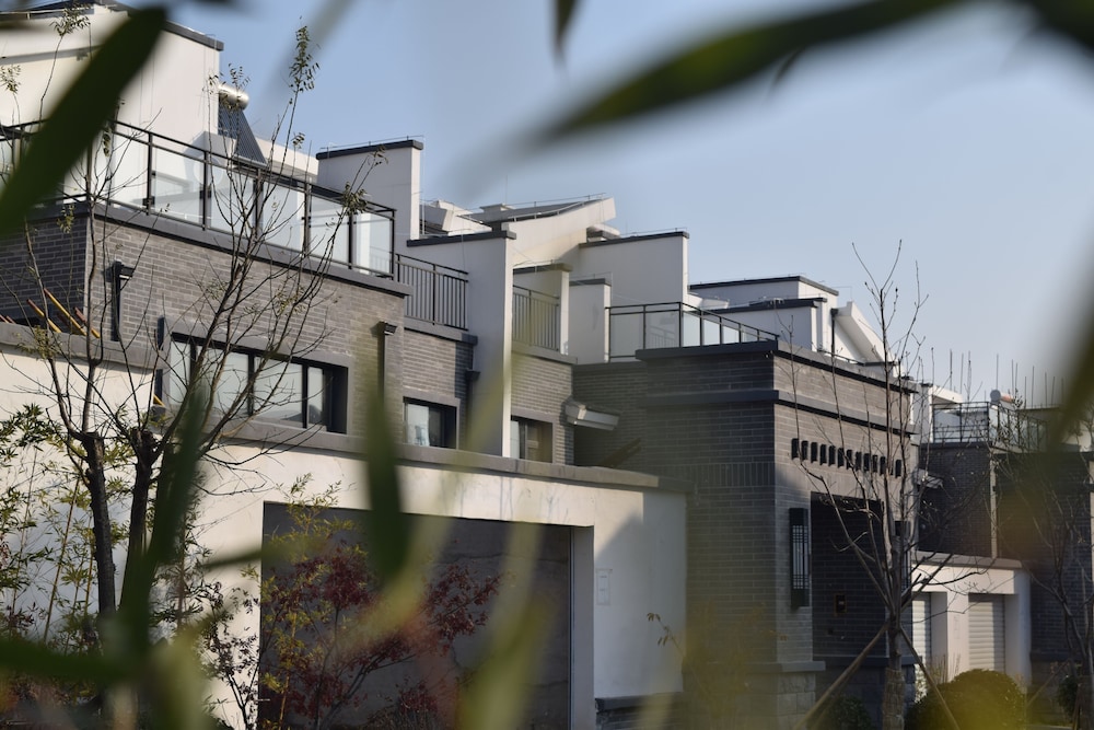 the brigh eco hotel yantai