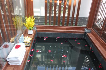 the brigh eco hotel yantai