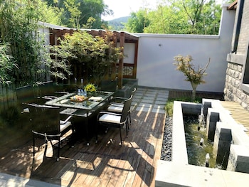 the brigh eco hotel yantai