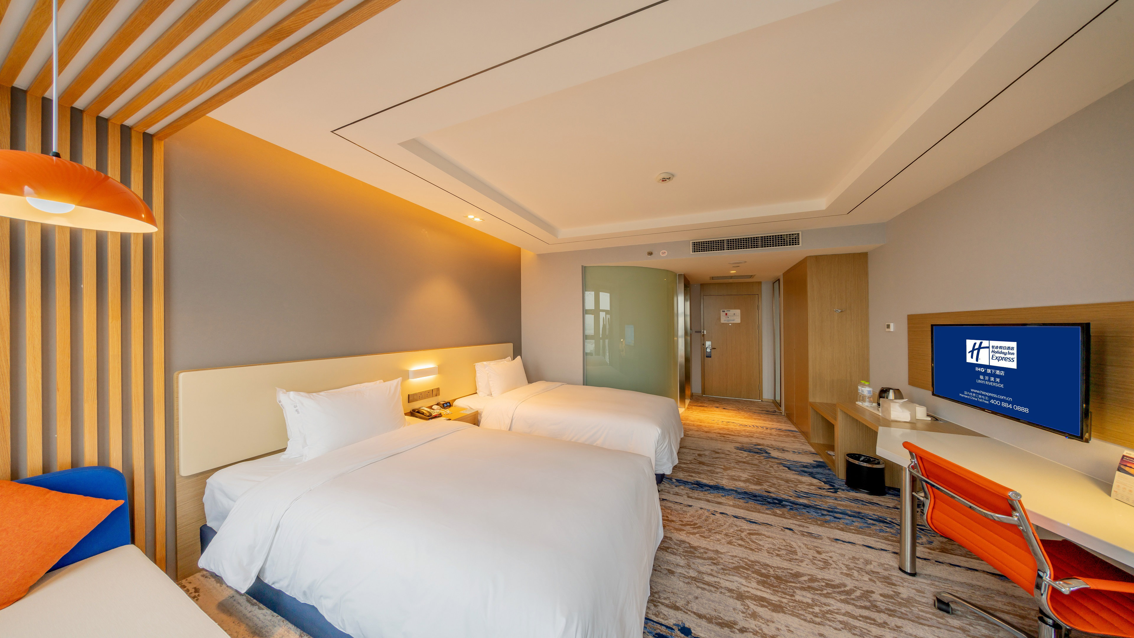 holiday inn express linyi riverside an ihg hotel