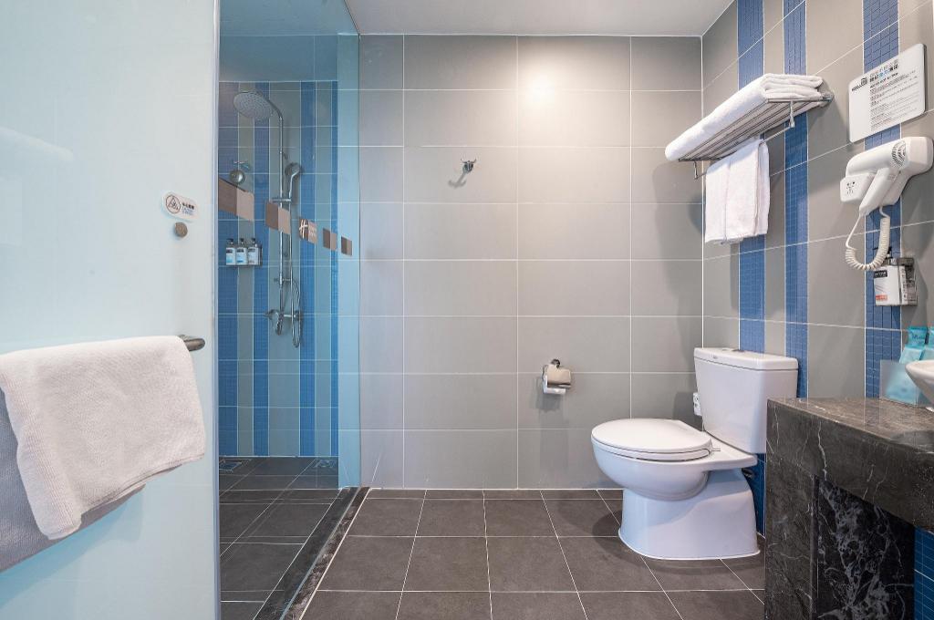 holiday inn express qingdao west coast an ihg hotel