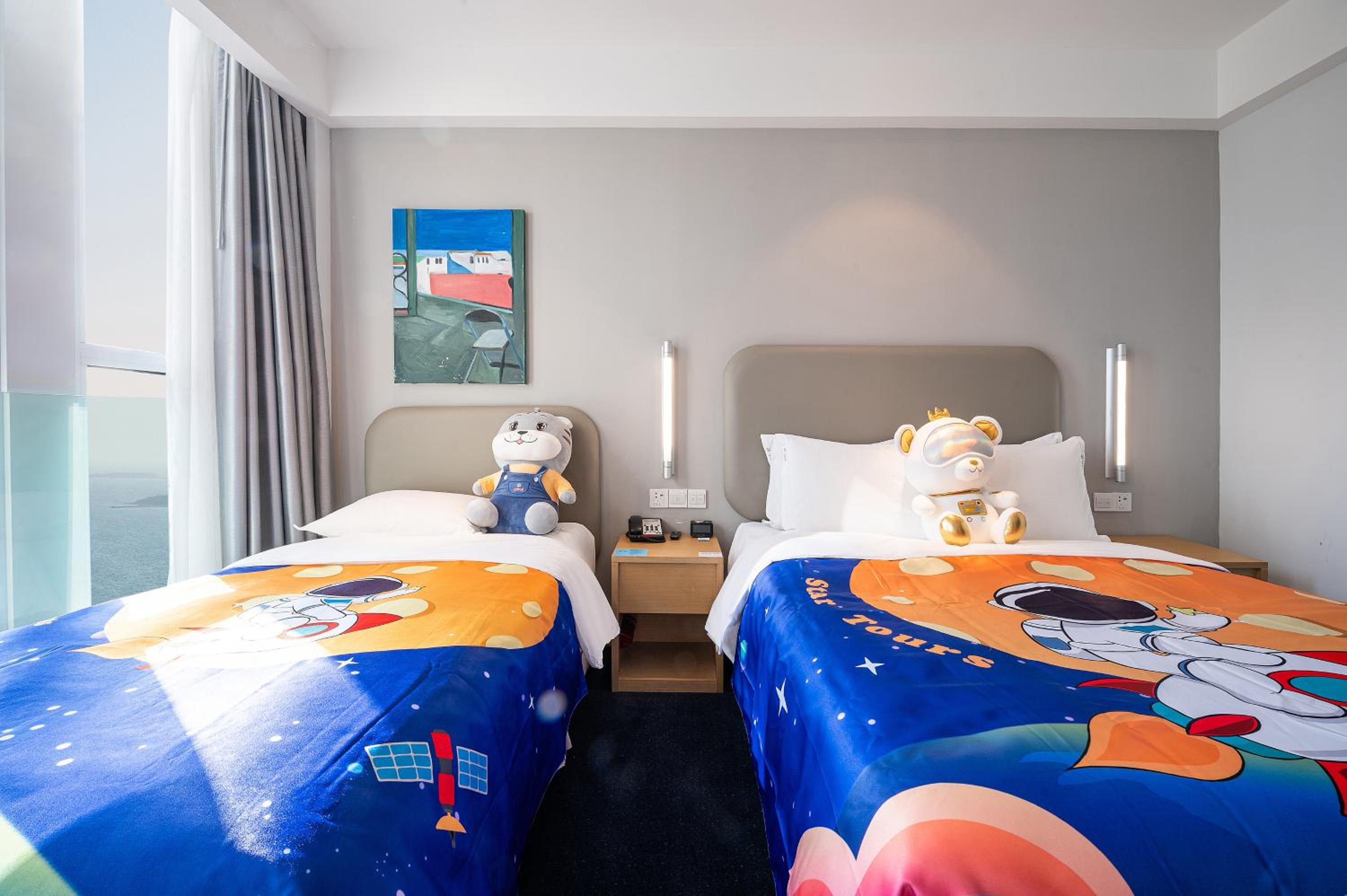 holiday inn express qingdao west coast an ihg hotel