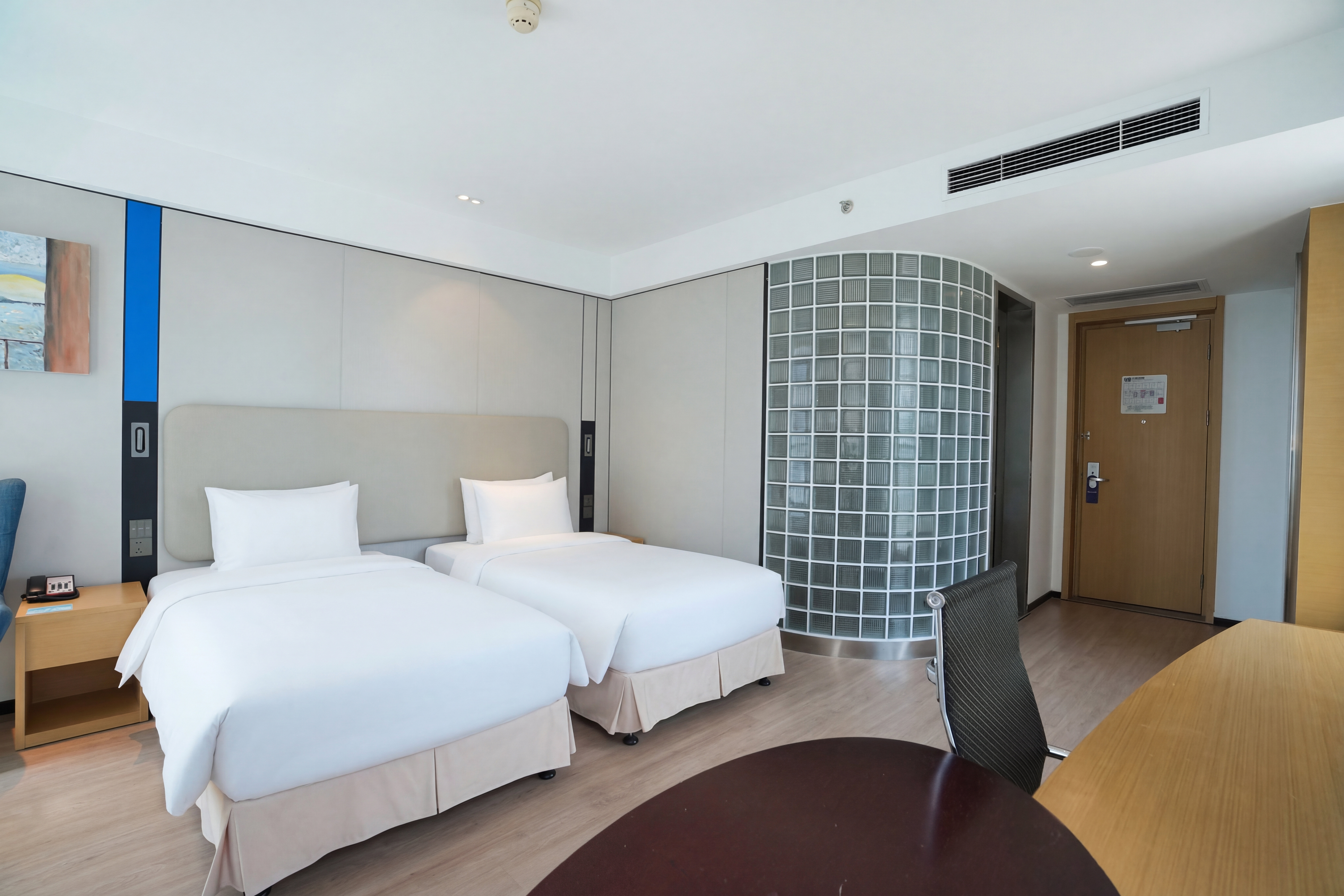 holiday inn express qingdao west coast an ihg hotel