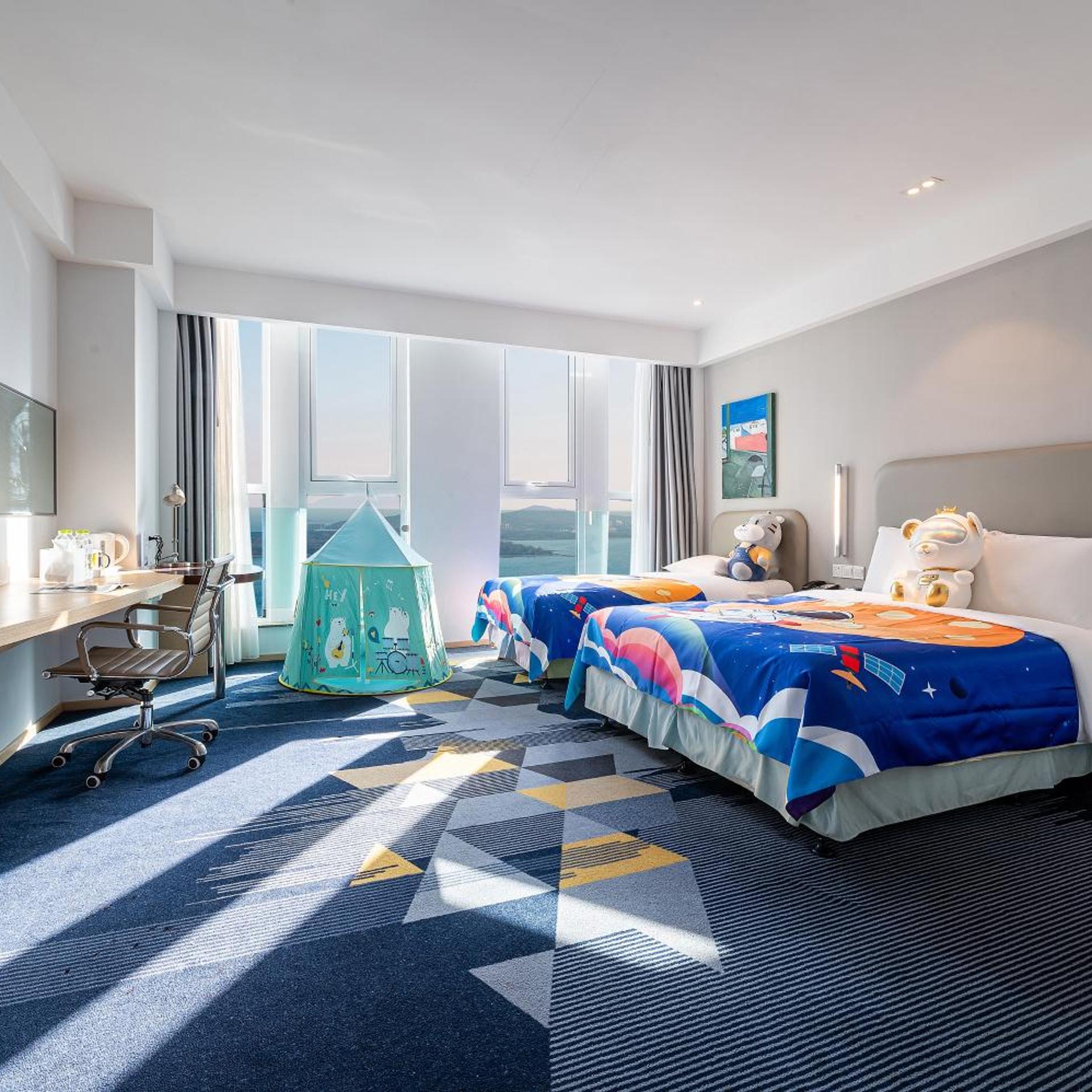 holiday inn express qingdao west coast an ihg hotel