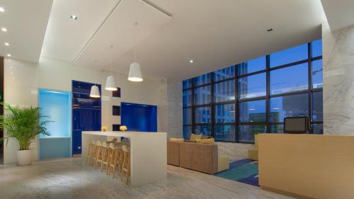 holiday inn express qingdao west coast an ihg hotel