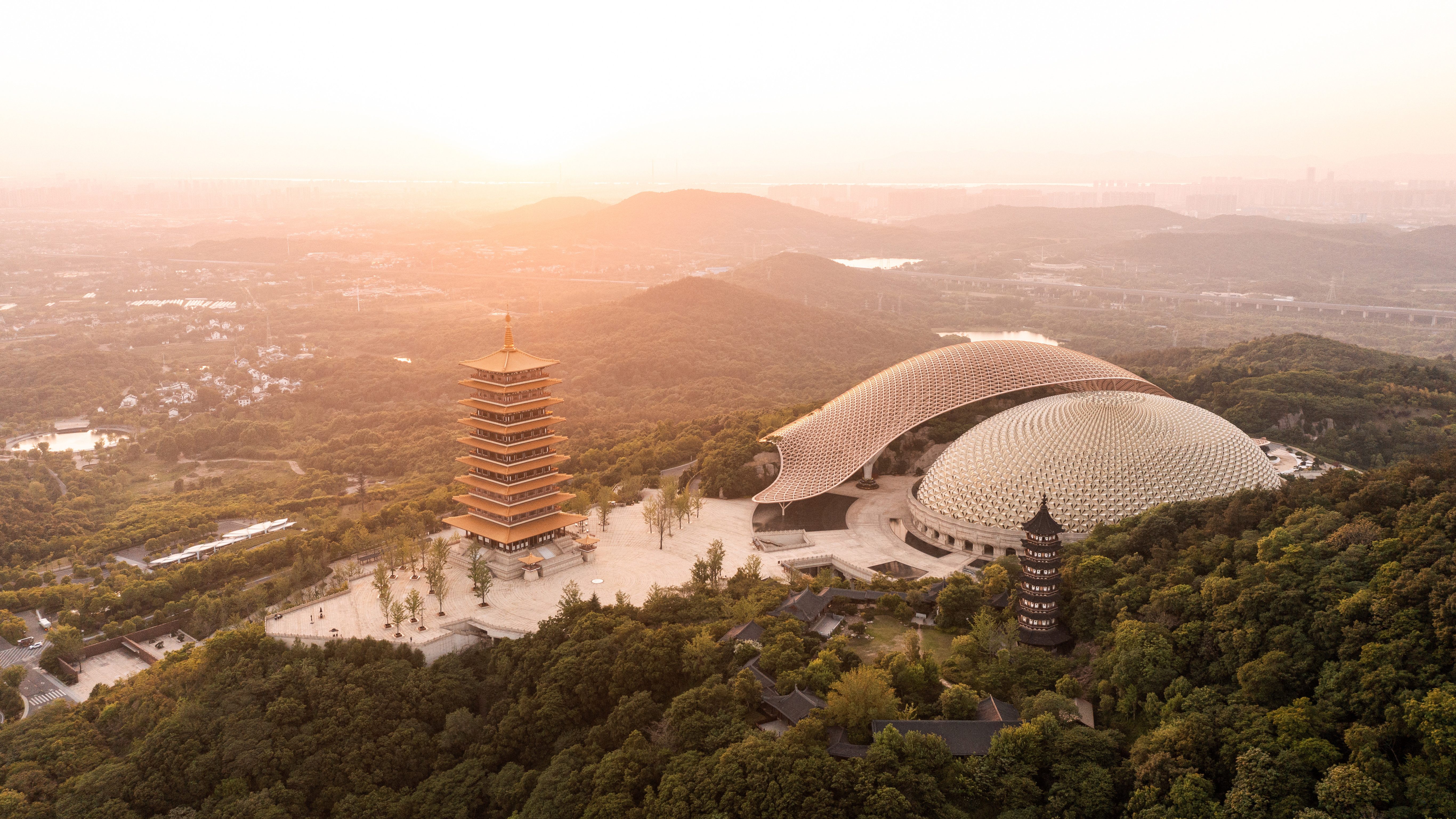 holiday inn nanjing south station an ihg hotel