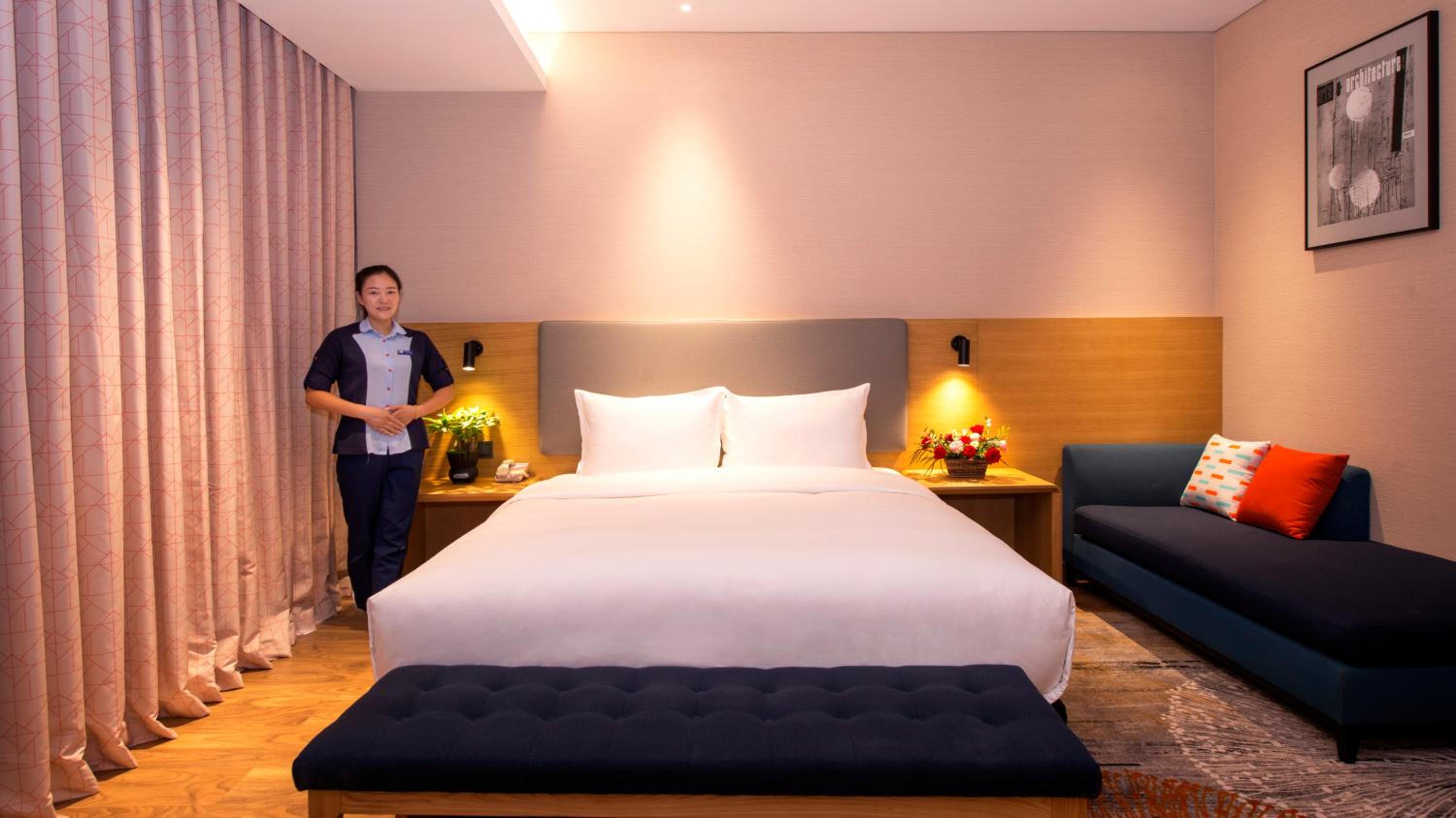 holiday inn express luanchuan