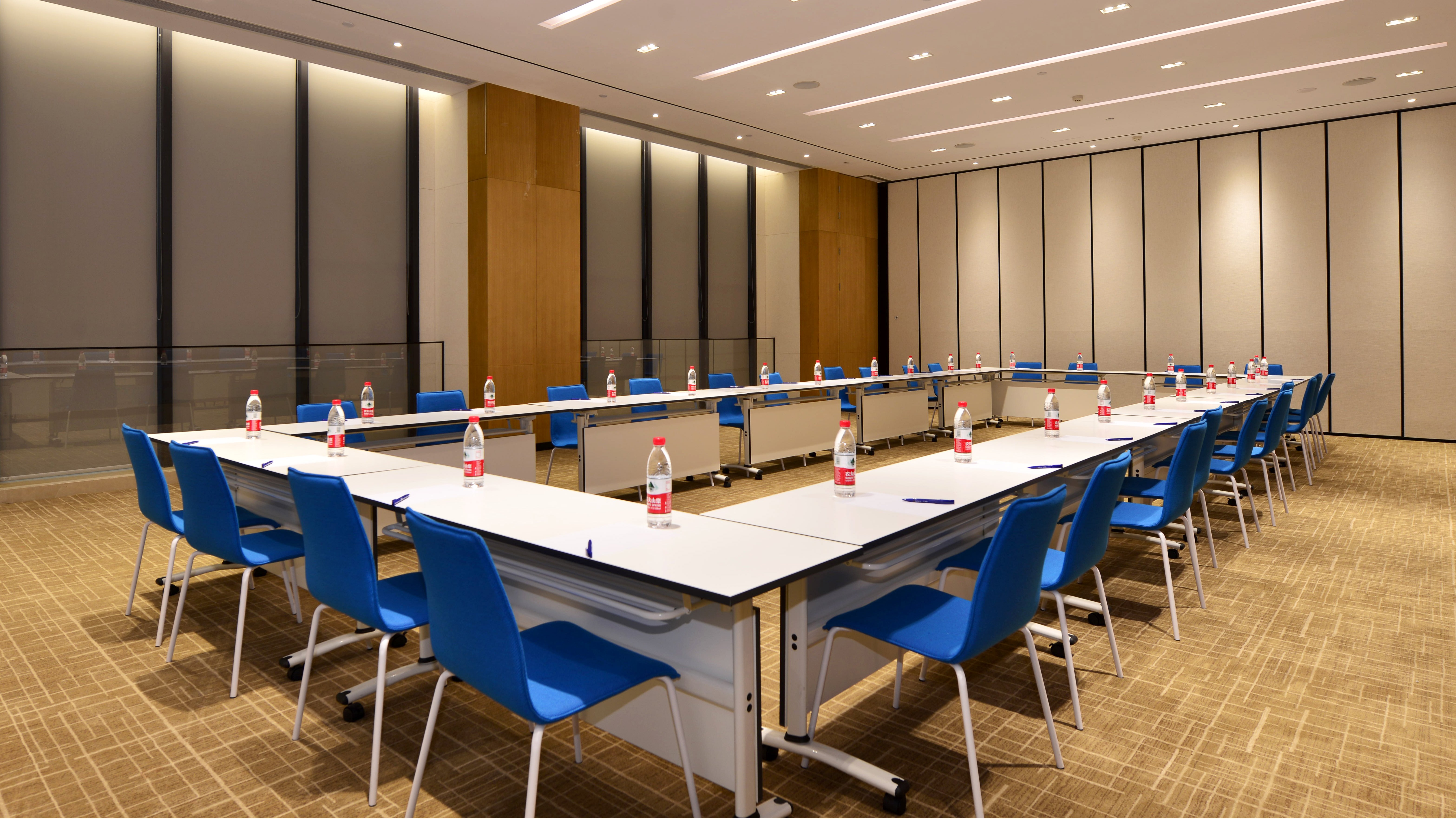 holiday inn express luanchuan