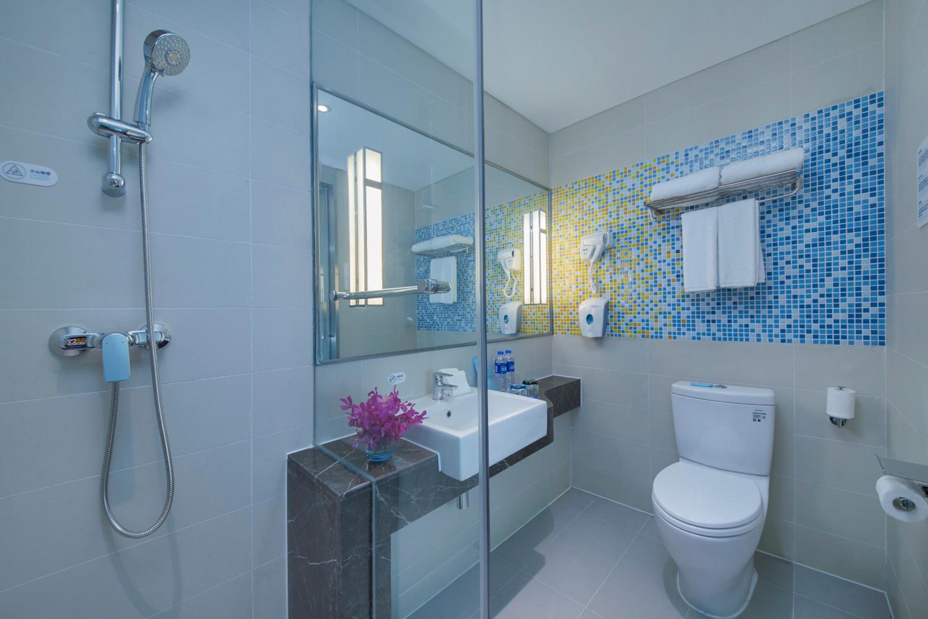 holiday inn express zhengzhou longzi lake an ihg hotel
