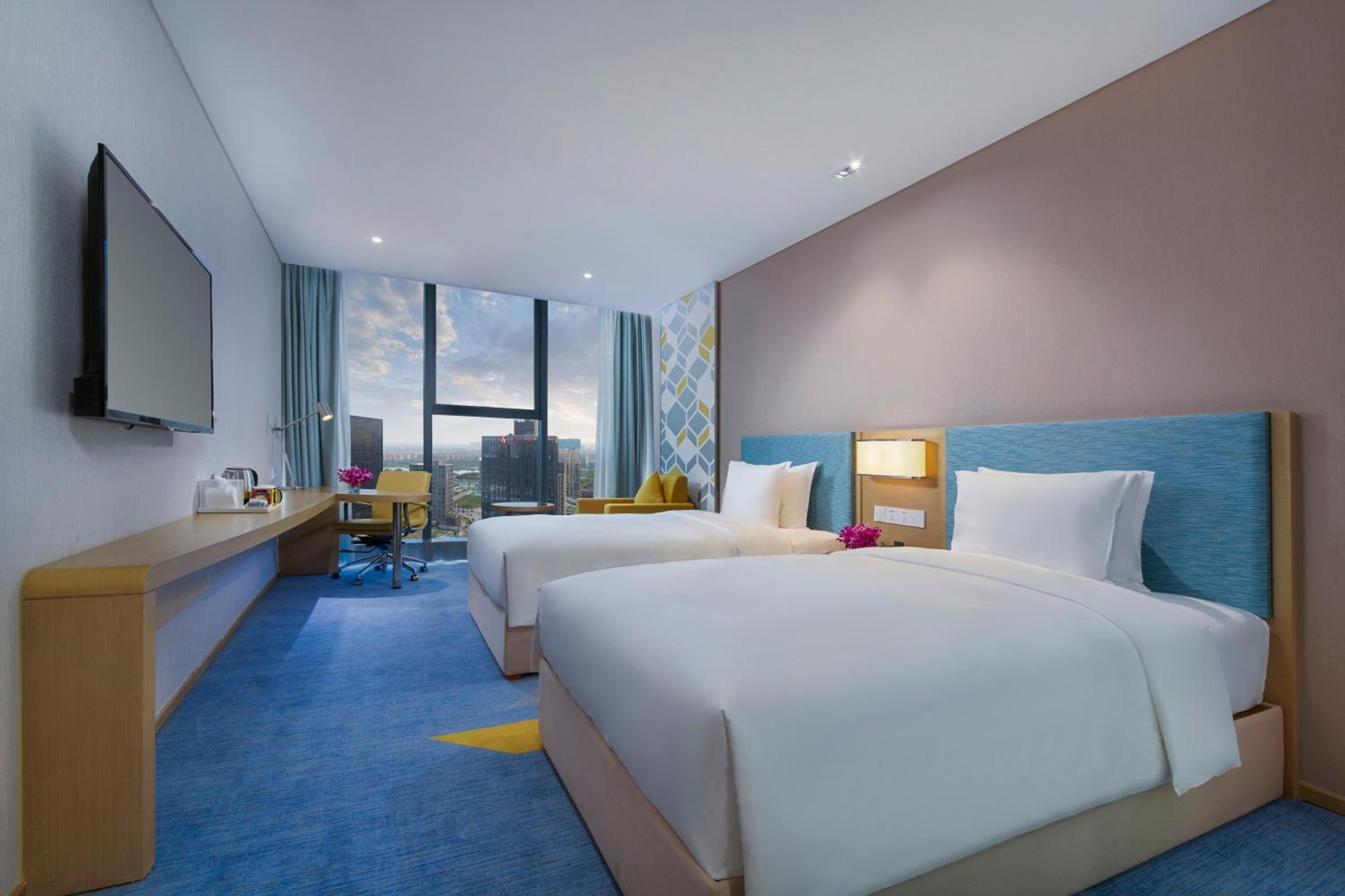 holiday inn express zhengzhou longzi lake an ihg hotel