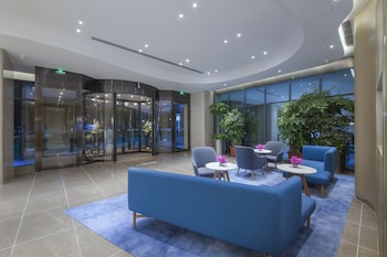 holiday inn express zhengzhou longzi lake an ihg hotel