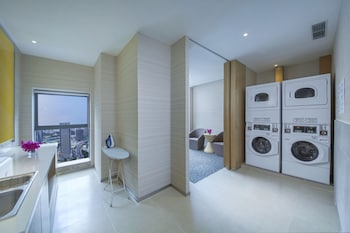 holiday inn express zhengzhou longzi lake an ihg hotel