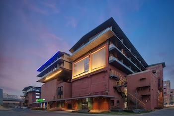 Holiday Inn Express Beijing Shijingshan Parkview, An Ihg Hotel,Shijingshan>>Beijing,3 star