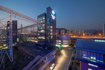 Holiday Inn Express Beijing Shijingshan Parkview, An Ihg Hotel,Shijingshan>>Beijing,3 star