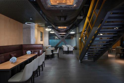 holiday inn express beijing shijingshan parkview an ihg hotel