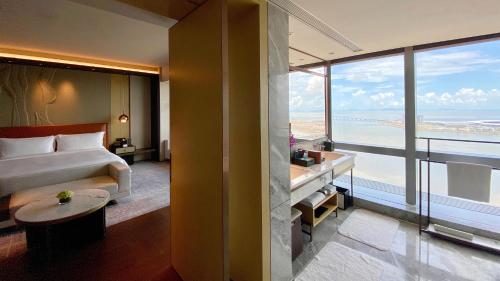 intercontinental zhuhai an ihg hotel