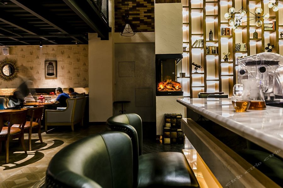 james joyce coffetel chengdu century city conventi