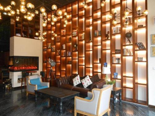 james joyce coffetel chengdu century city conventi