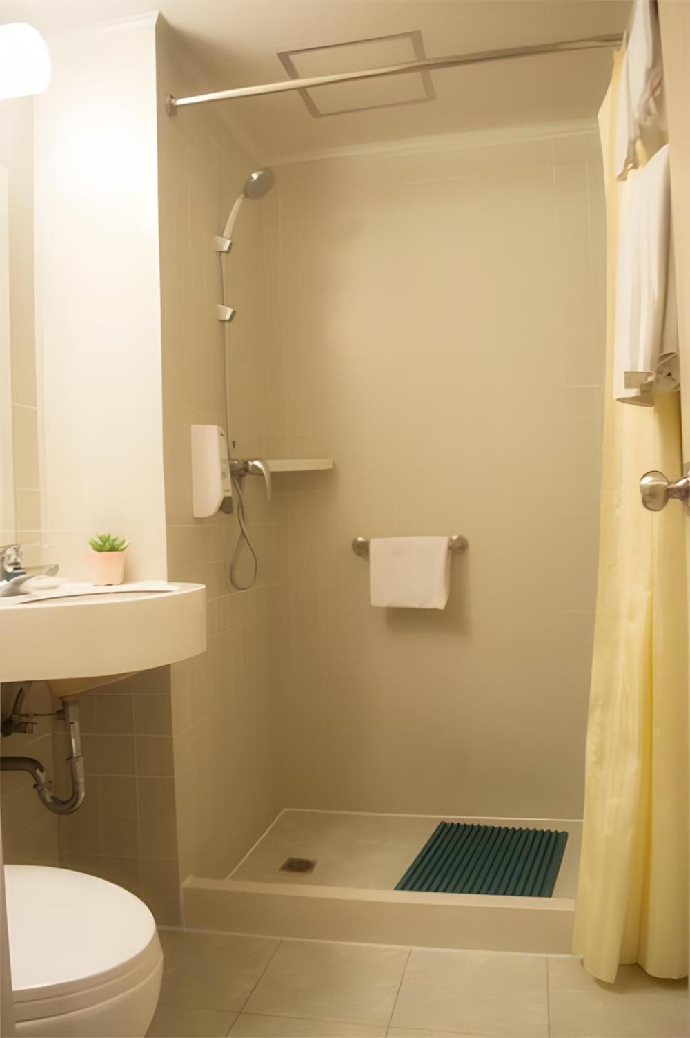 city comfort inn sanya sanya bay walking street