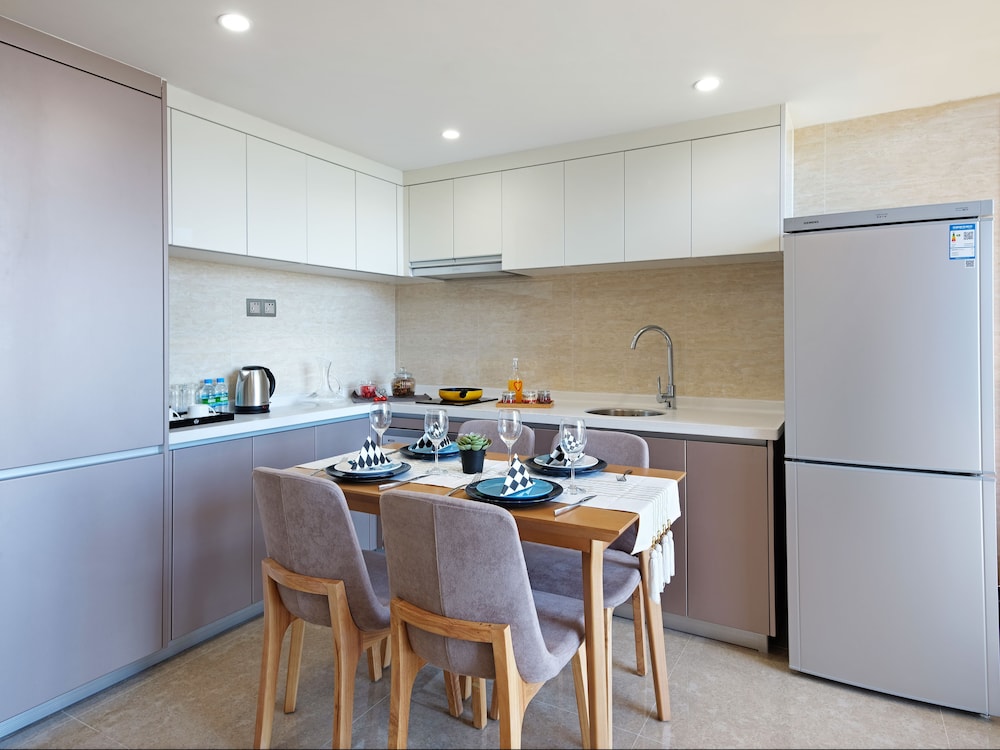 royal star apartment central city branch