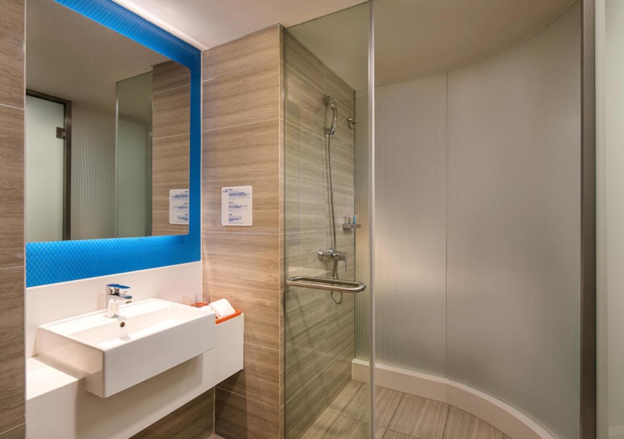holiday inn express wuxi taihu new city an ihg hotel