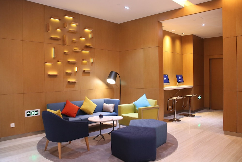 holiday inn express wuxi taihu new city an ihg hotel