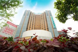 city comfort inn wuhan badajia heping park metro station