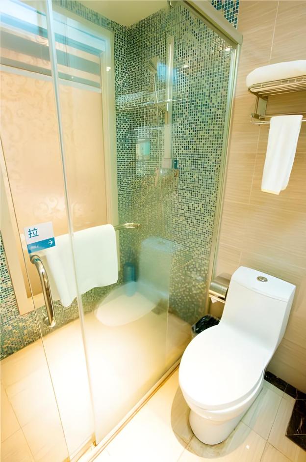 city comfort inn wuhan badajia heping park metro station