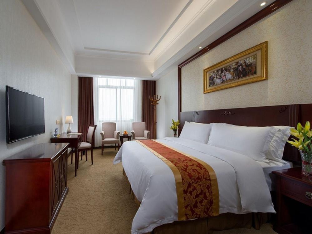 vienna hotel shanwei lufeng jieshi bus station