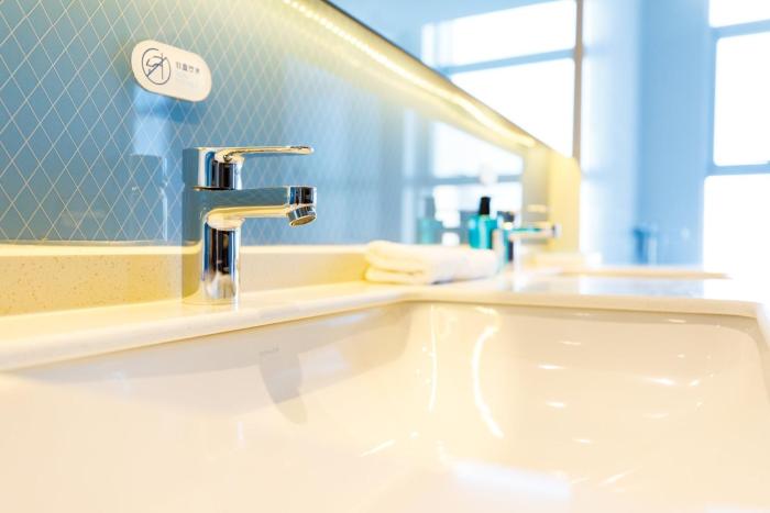 holiday inn express harbin qunli an ihg hotel