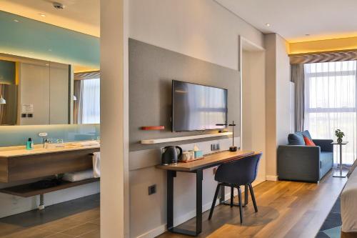 holiday inn express harbin qunli an ihg hotel
