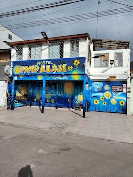 hostal pampaloja