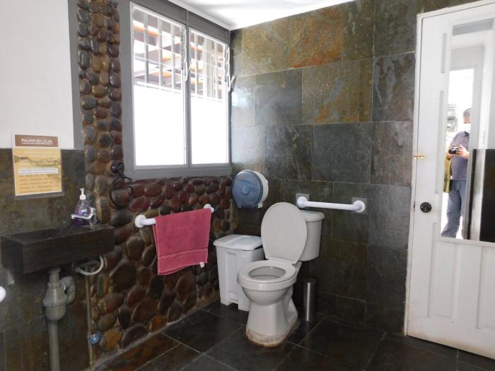 hostal pampaloja