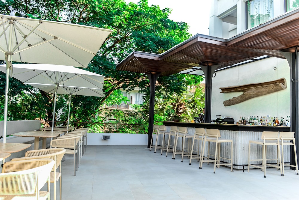 treeline urban resort